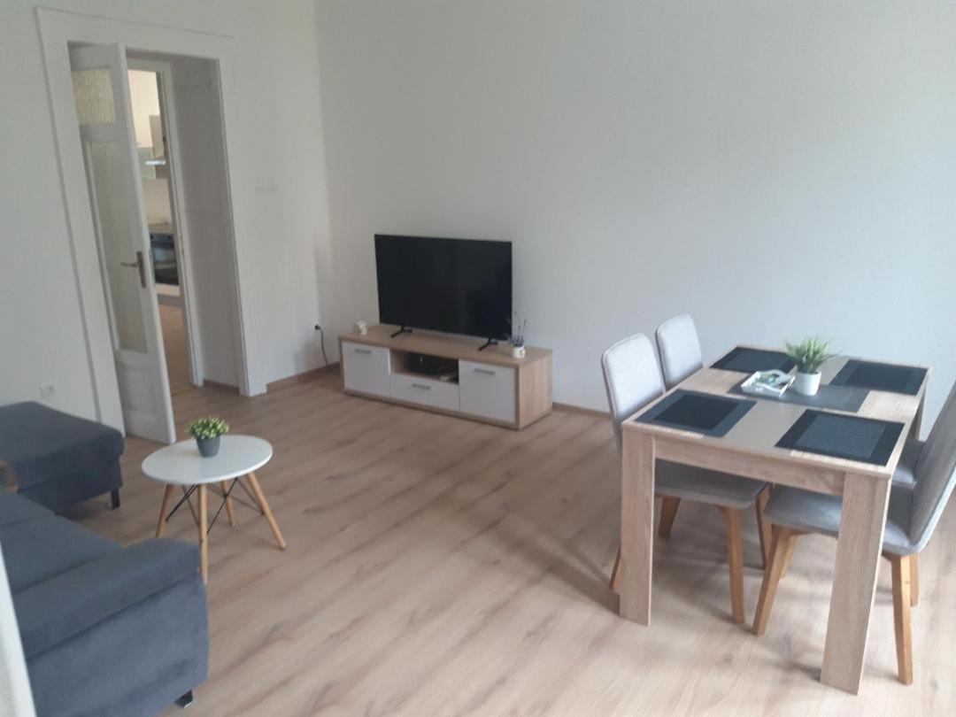 Apartman Matteo Rijeka Exteriör bild